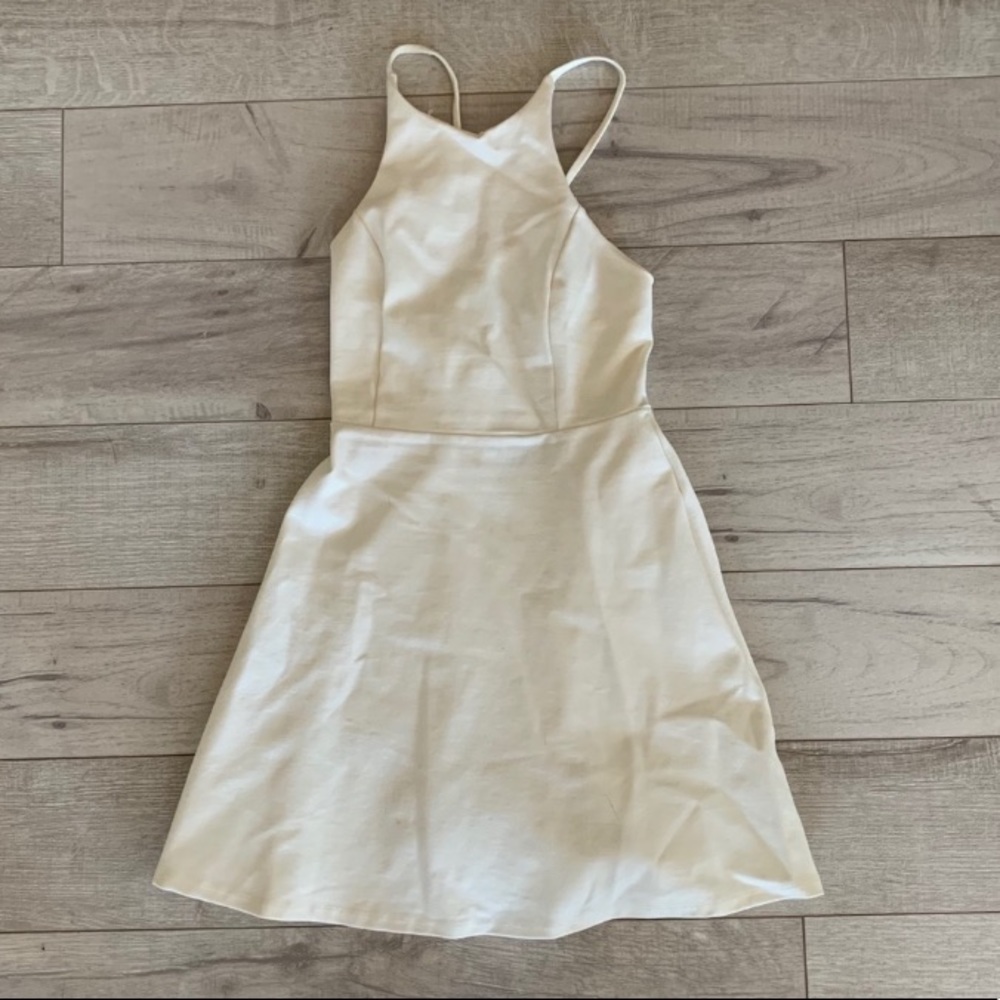 Lulu’s Dress - Picture 4 of 6